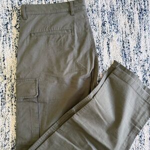 Uniqlo Men's Dark Gray Cargo Pants